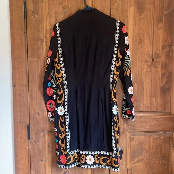 Ruby Yaya Floral Embroidered Black jacket - Picture 2 of 6